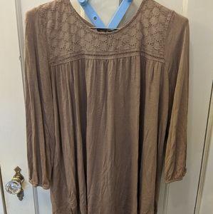 Brown blouse Suzanne Betro size XL